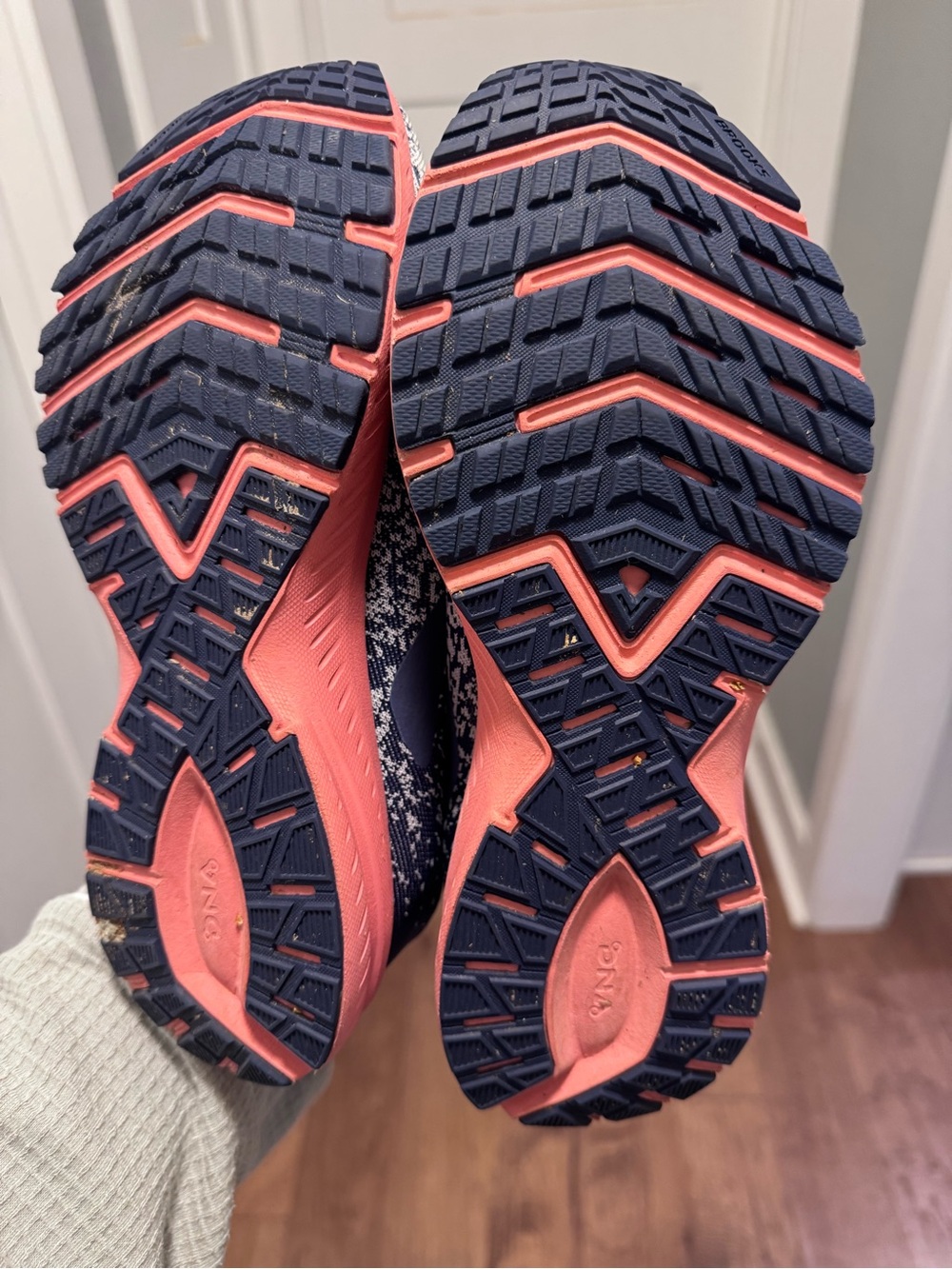 Brooks Women's Navy and Pink Knit Running Shoes - Picture 5 of 7